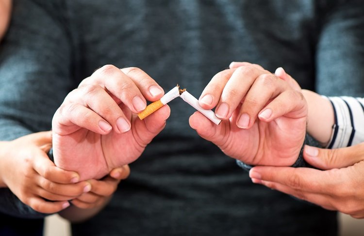 How to Help Someone Quit Smoking?